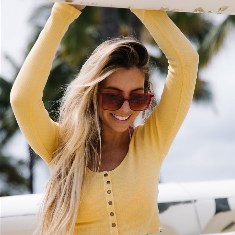 Sunglasses NEW - Picture 2 of 3